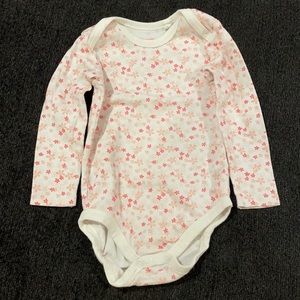 Lupilu pure collection white pink floral long sleeved onesie size: 86/92